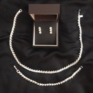 Necklace Bracelet Earrings Set